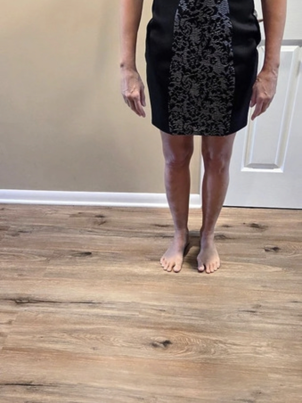 GUESS Floral Mini Dress in Black Size 4 Like New